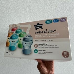 Tommee Tippee Closer to Nature Baby Bottles, Breast-Like Nipples with Anti-Colic